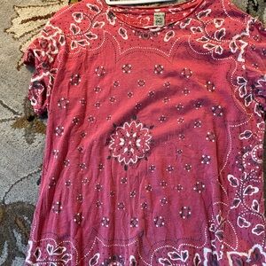 Magnolia Pearl red bandana tshirt NWOT